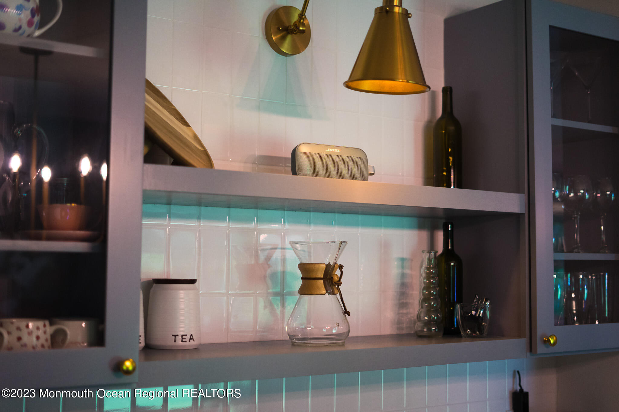 563 Eltone Road Jackson, NJ 08527 - Photo 10 of 27 CUSTOM BUTLER BAR