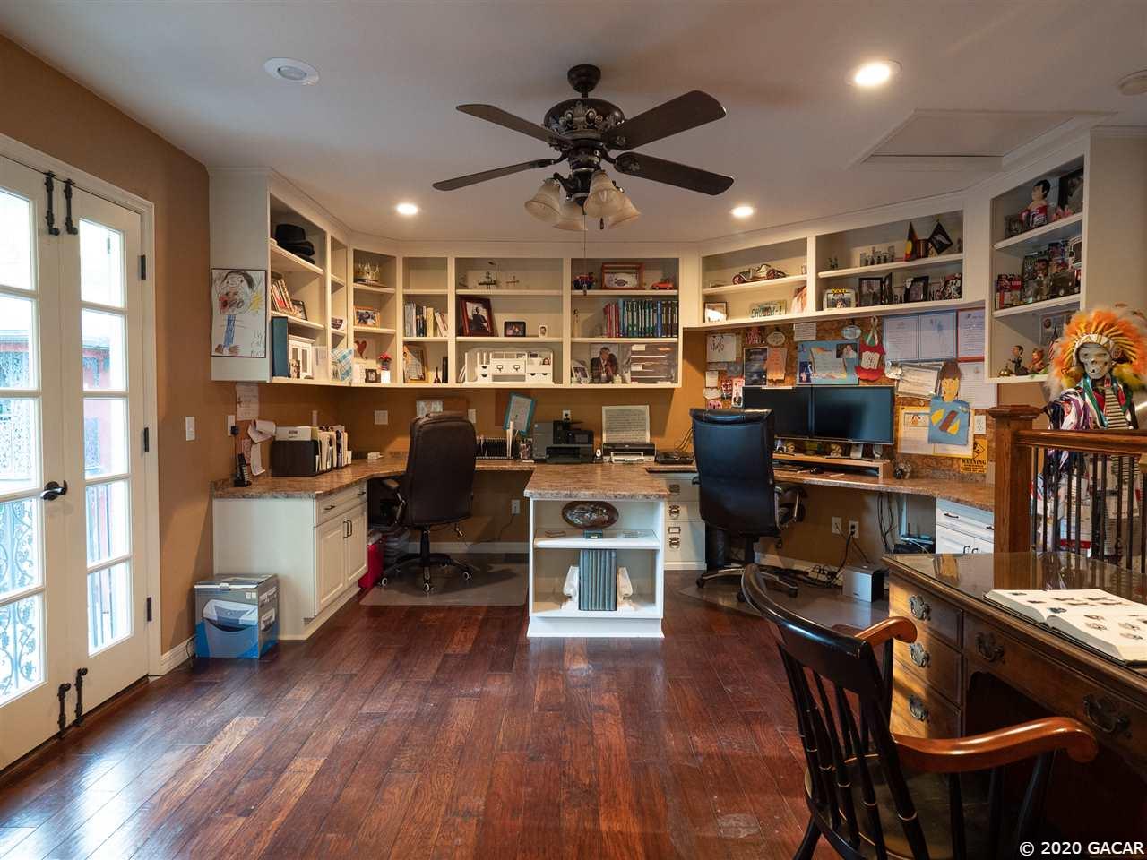 8327 Southwest 17th Lane Gainesville, FL 32607 - Photo 18 of 30 Gallery Image 18