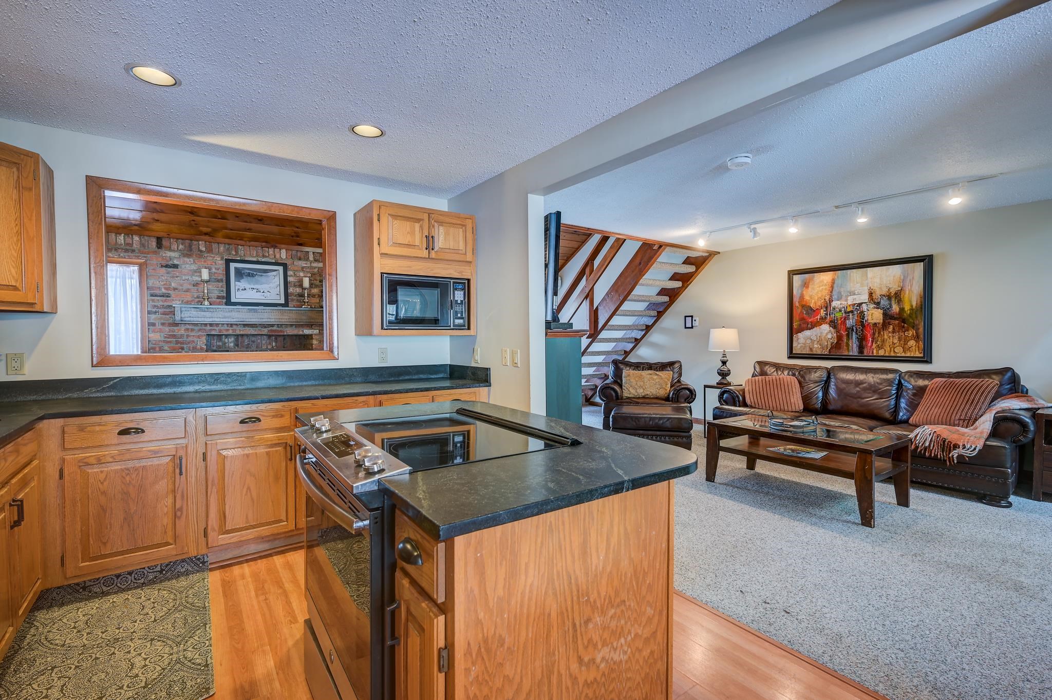 146 Stonehurst Manor Road, Unit 12A Conway, NH 03860 - Photo 11 of 41