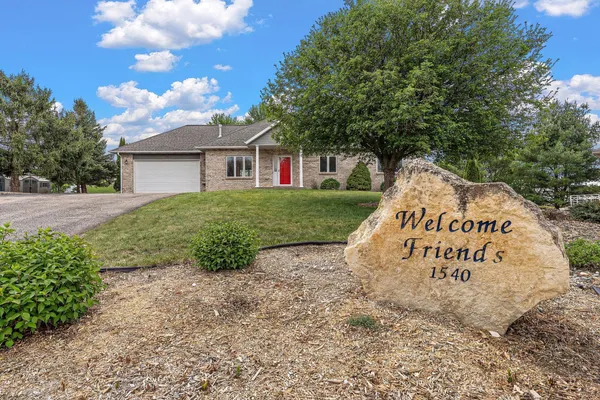 $425,000 | 1540 Dutch Heritage Lane, Baldwin, WI 54002