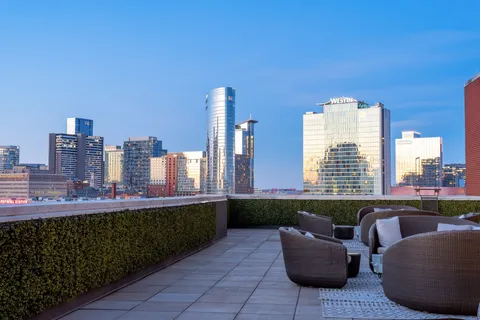 $673,500 | 600 12th Avenue South, Unit 313, Nashville, TN 37203