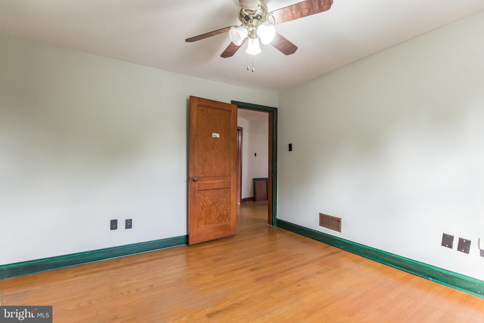 3176 Bethel Road Boothwyn, PA 19061 - Photo 18 of 30