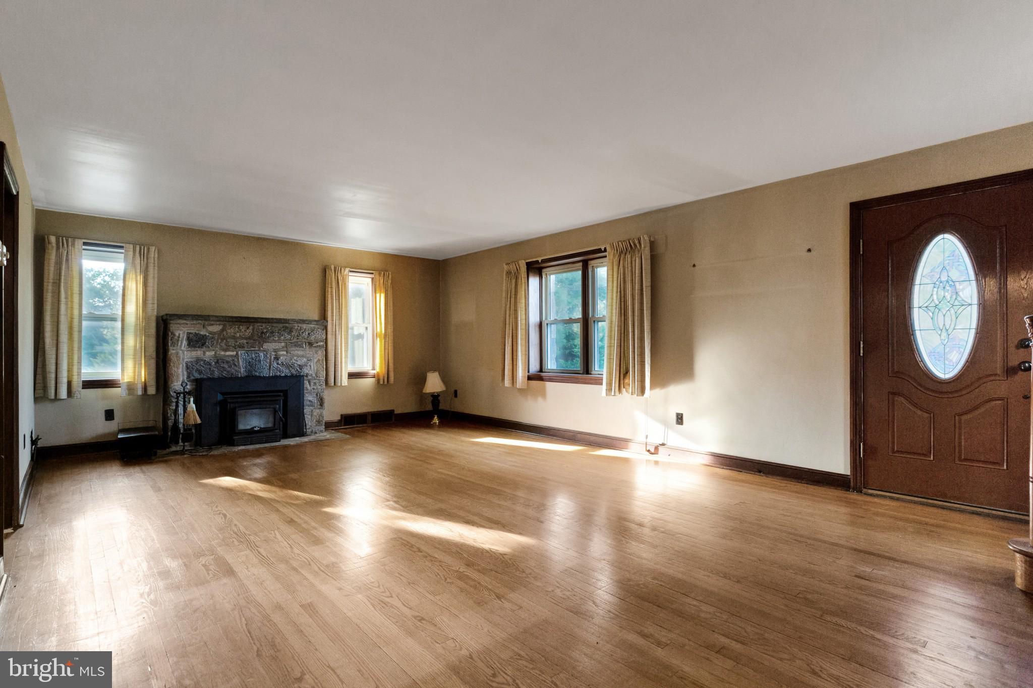 3176 Bethel Road Boothwyn, PA 19061 - Photo 2 of 30