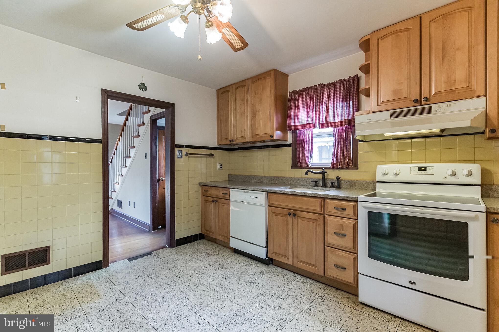 3176 Bethel Road Boothwyn, PA 19061 - Photo 6 of 30