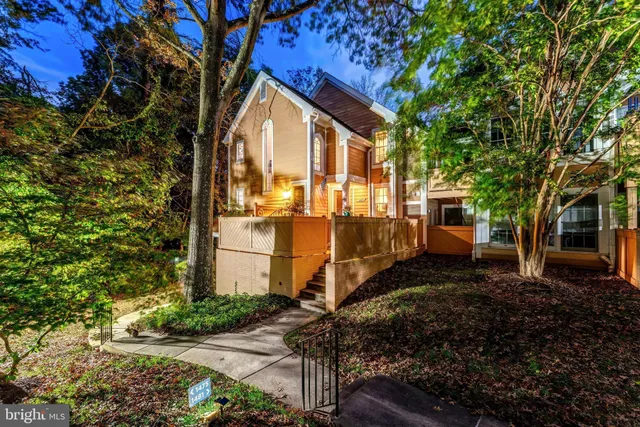 $425,000 | 1483 Church Hill Place, Reston, VA 20194