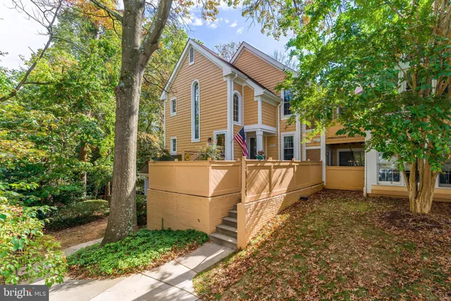 $425,000 | 1483 Church Hill Place, Reston, VA 20194