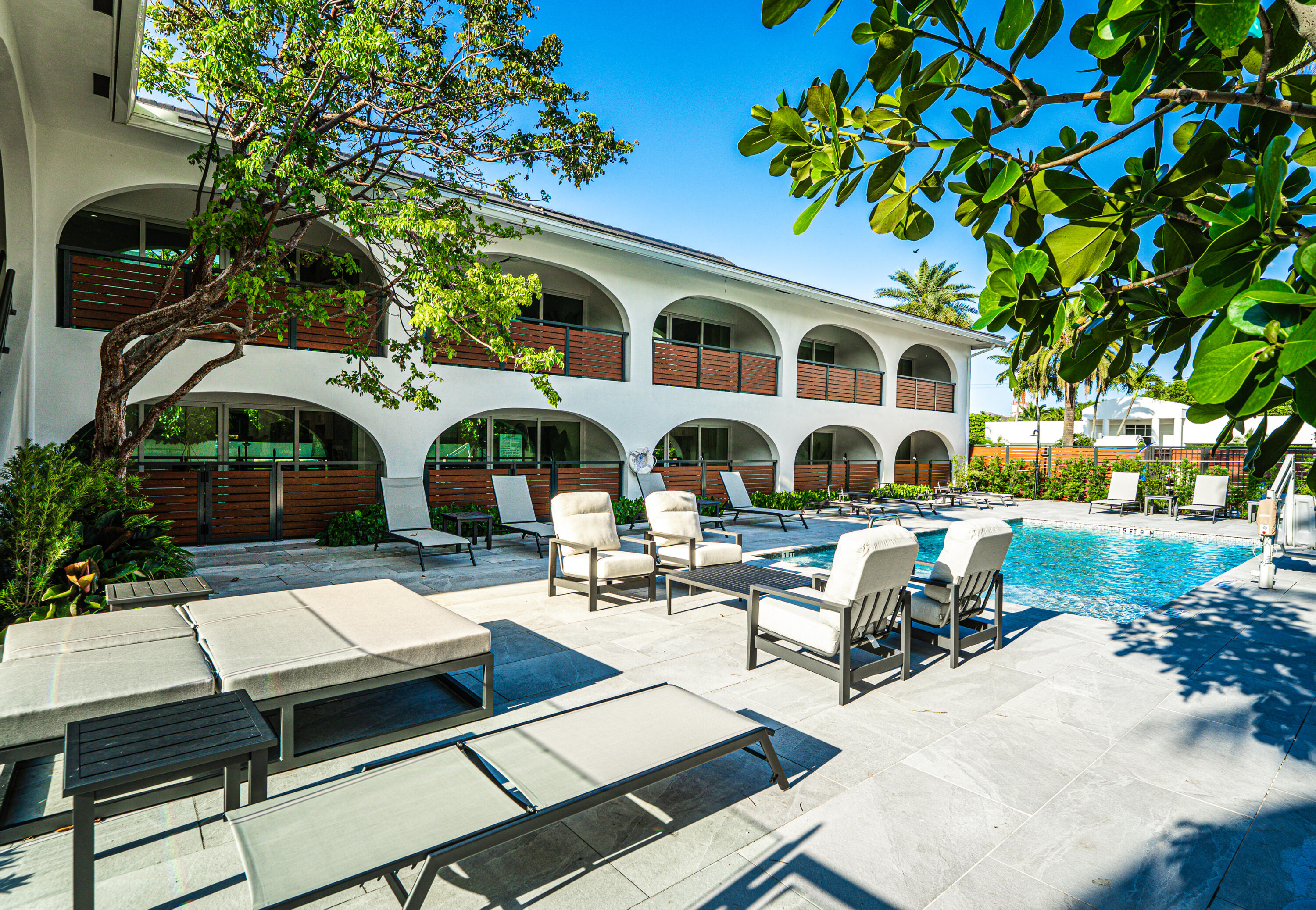 1075 Spanish River Road, Unit 7 Boca Raton, FL 33432 - Photo 10 of 42 out-6