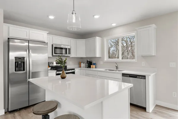 $469,920 | 13 Kodiak Court, North Mankato, MN 56003
