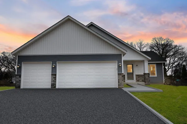 $469,920 | 13 Kodiak Court, North Mankato, MN 56003