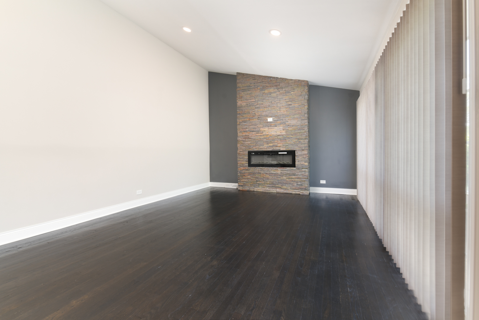 3402 Roesner Drive Markham, IL 60428 - Photo 9 of 23 a view of empty room with wooden floor