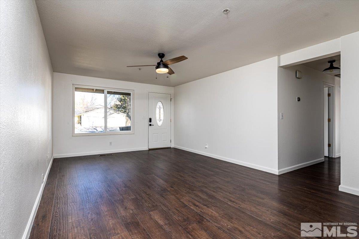 4560 Noche Lane Reno, NV 89502 - Photo 5 of 23 Photo 5