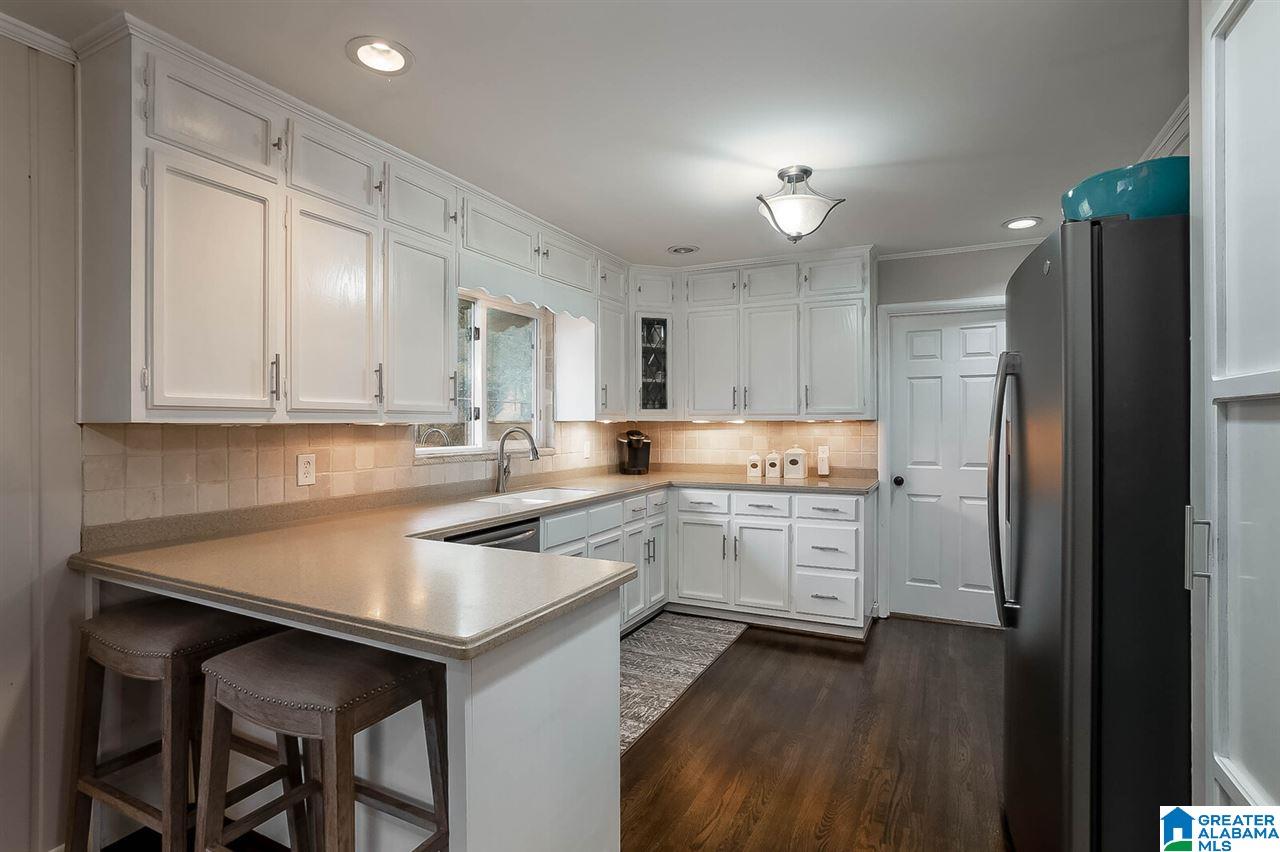716 Rockbridge Road Birmingham, AL 35216 - Photo 9 of 43