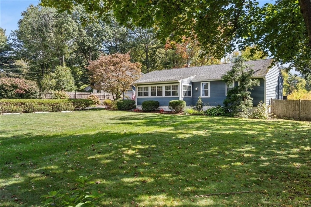 22 South Lakeview Road Norton, MA 02766 - Photo 2 of 42 Gallery Image 2