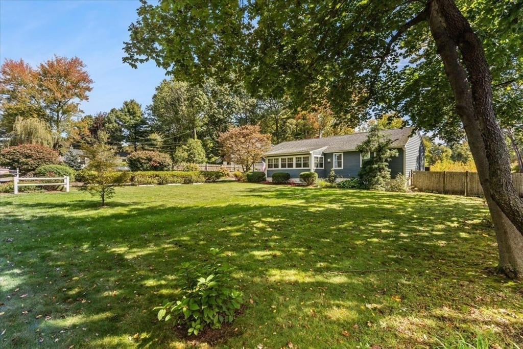 22 South Lakeview Road Norton, MA 02766 - Photo 3 of 42 Gallery Image 3