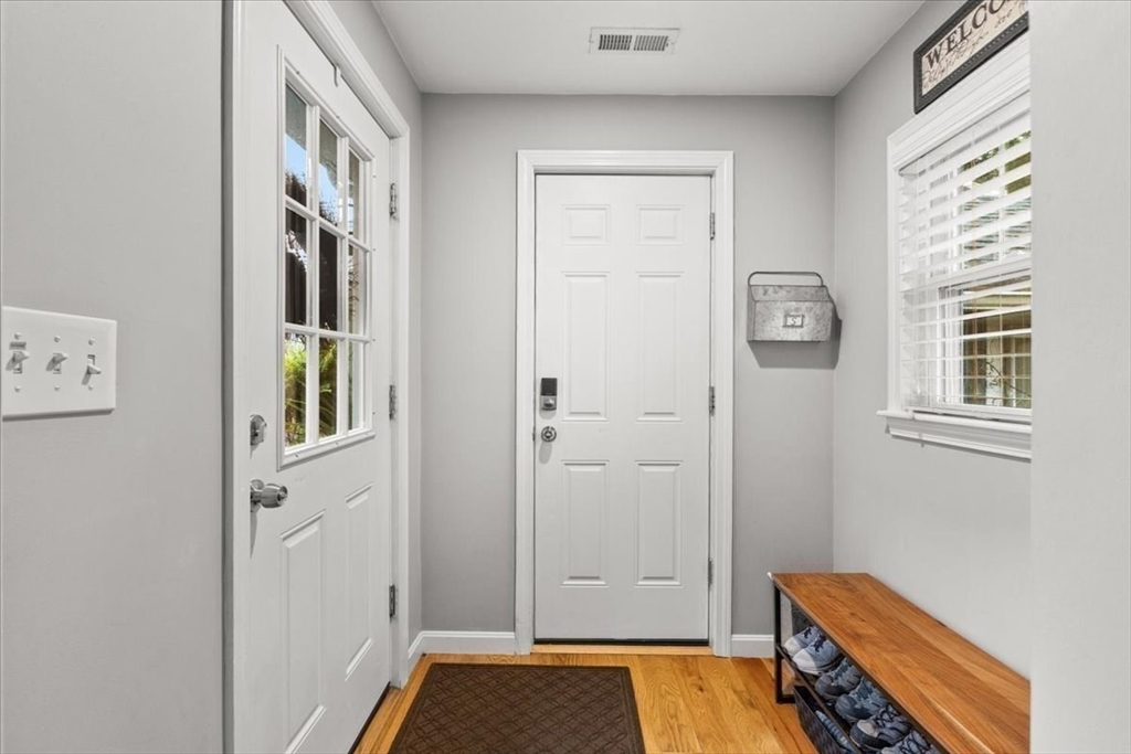 22 South Lakeview Road Norton, MA 02766 - Photo 6 of 42 Gallery Image 6