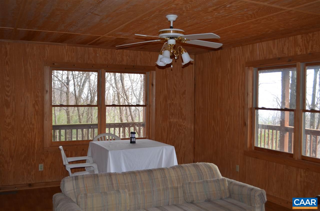 4217 Cub Creek Road Roseland, VA 22967 - Photo 15 of 48 Gallery Image 15