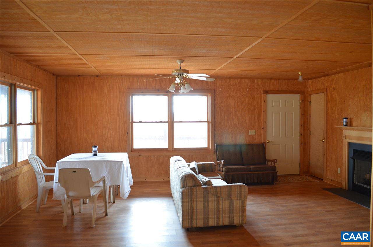 4217 Cub Creek Road Roseland, VA 22967 - Photo 16 of 48 Gallery Image 16