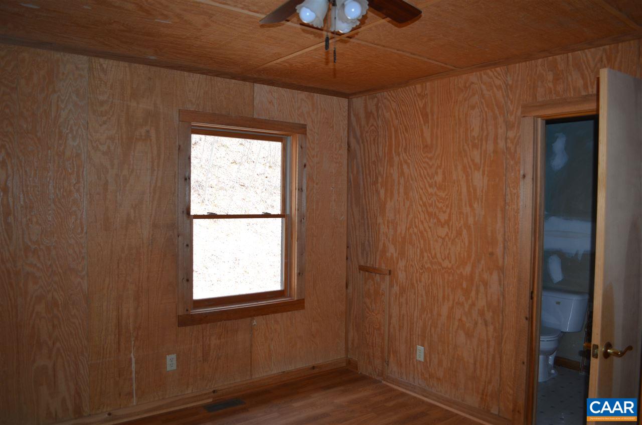 4217 Cub Creek Road Roseland, VA 22967 - Photo 25 of 48 Gallery Image 25