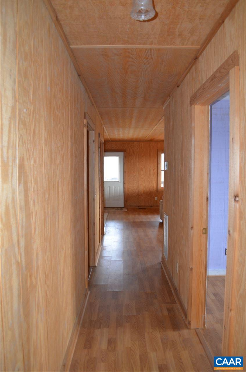 4217 Cub Creek Road Roseland, VA 22967 - Photo 28 of 48 Gallery Image 28