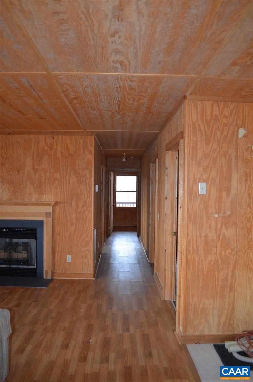 4217 Cub Creek Road Roseland, VA 22967 - Photo 29 of 48 Gallery Image 29