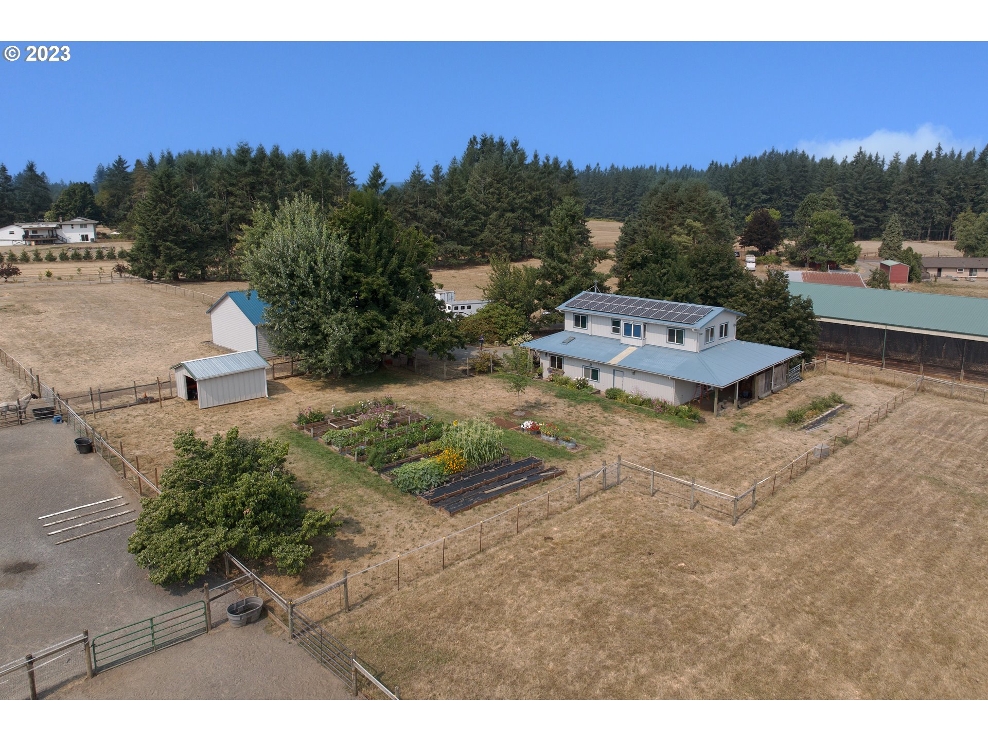 21976 South Ridge Road Oregon City, OR 97045 - Photo 23 of 36