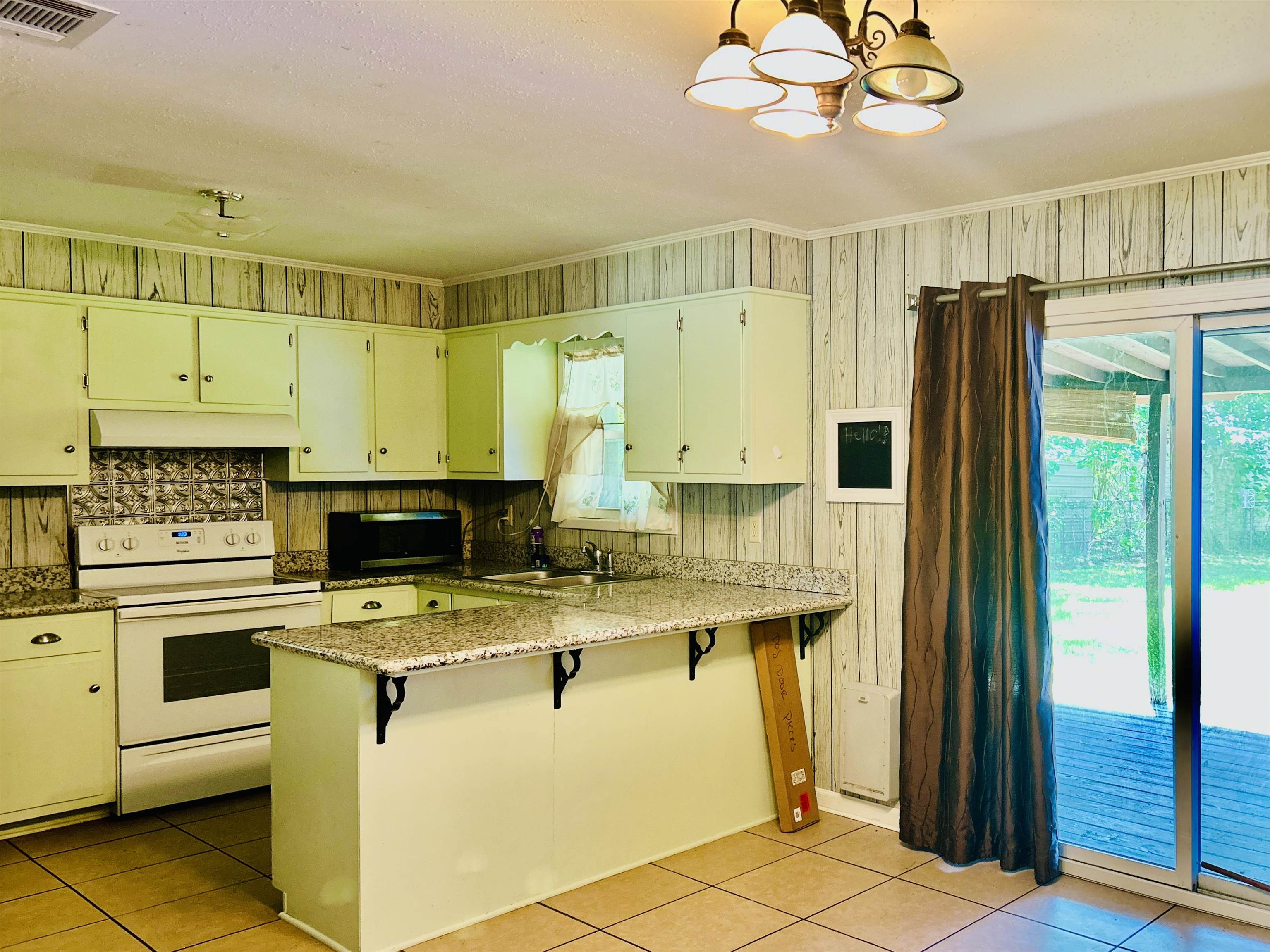5 Oak Circle Bay Minette, AL 36507 - Photo 5 of 10 Kitchen