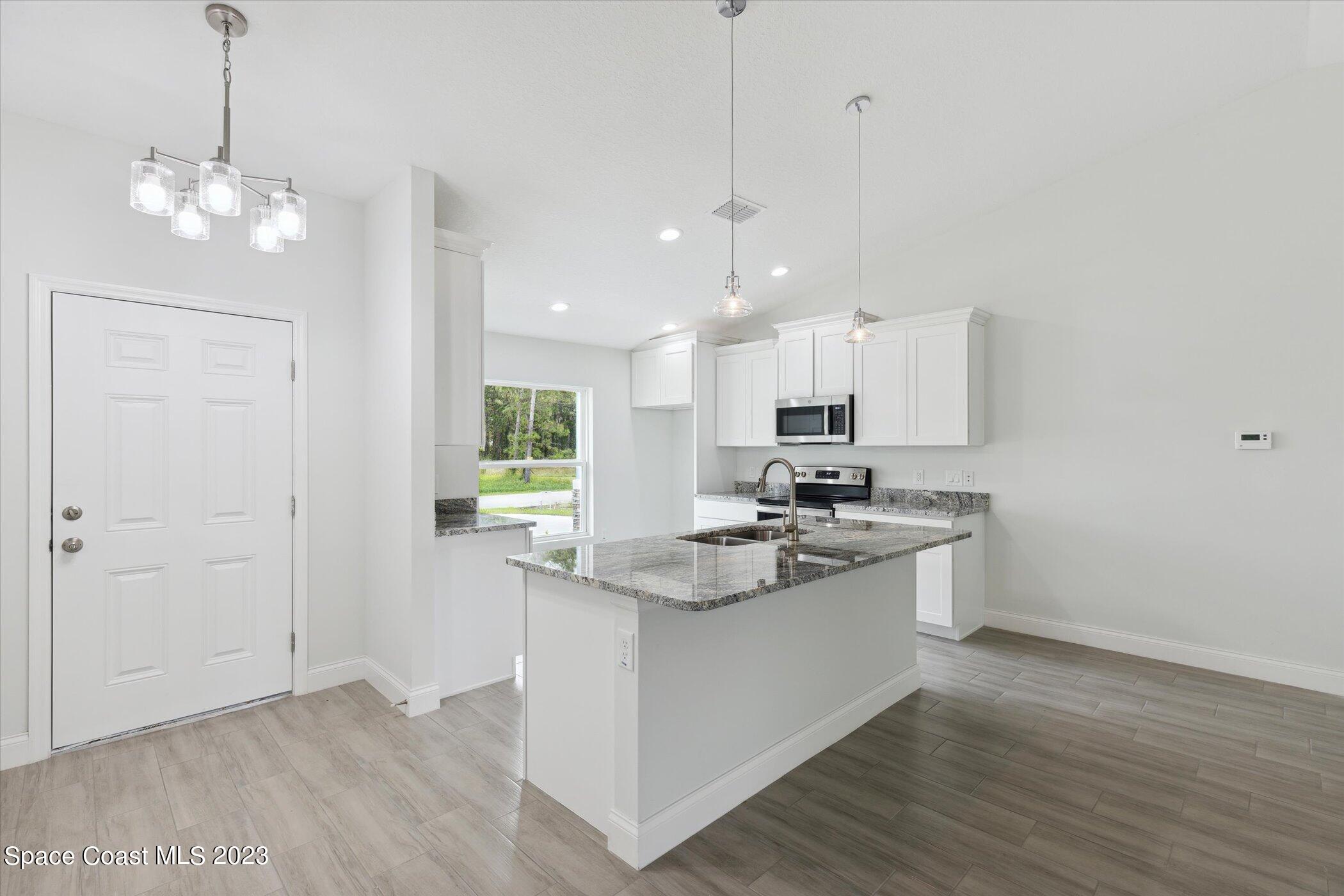 2406 Anchor Road Southeast Palm Bay, FL 32909 - Photo 14 of 37 Kitchen