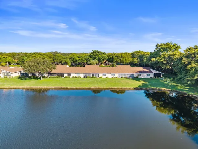 $299,000 | 8030 Springside Court, Unit D, Boca Raton, FL 33496
