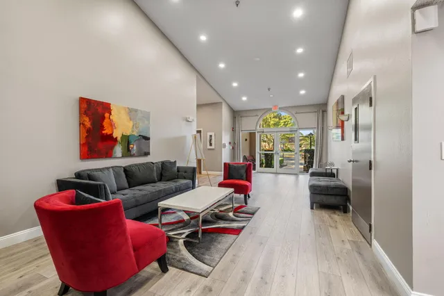 $299,000 | 8030 Springside Court, Unit D, Boca Raton, FL 33496