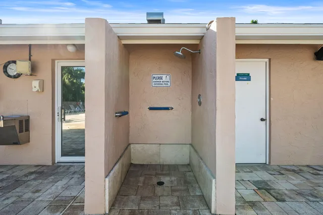$299,000 | 8030 Springside Court, Unit D, Boca Raton, FL 33496