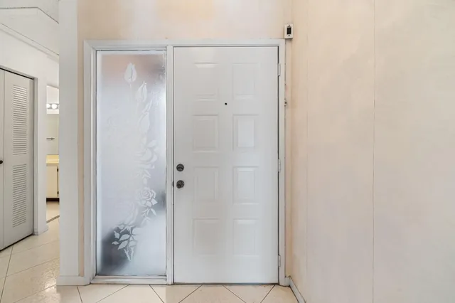 $299,000 | 8030 Springside Court, Unit D, Boca Raton, FL 33496