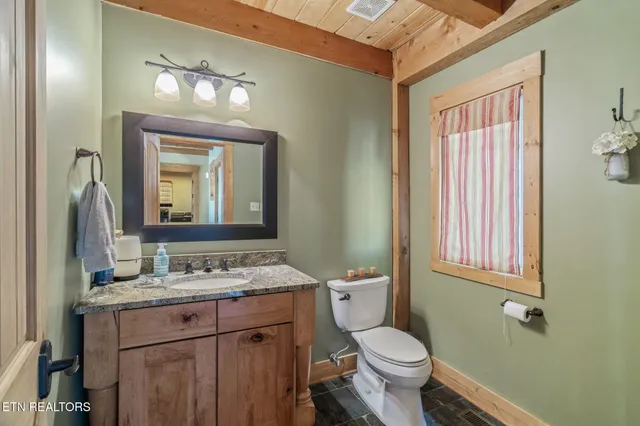 $1,799,000 | 168 Rockfish Point, New Tazewell, TN 37825