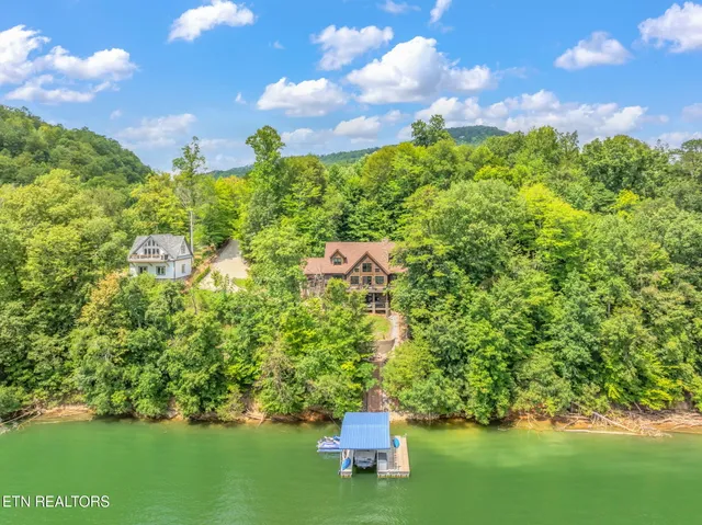 $1,799,000 | 168 Rockfish Point, New Tazewell, TN 37825