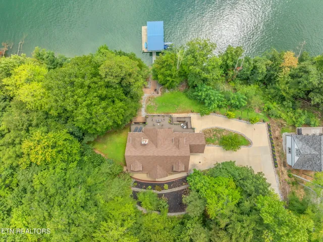 $1,799,000 | 168 Rockfish Point, New Tazewell, TN 37825