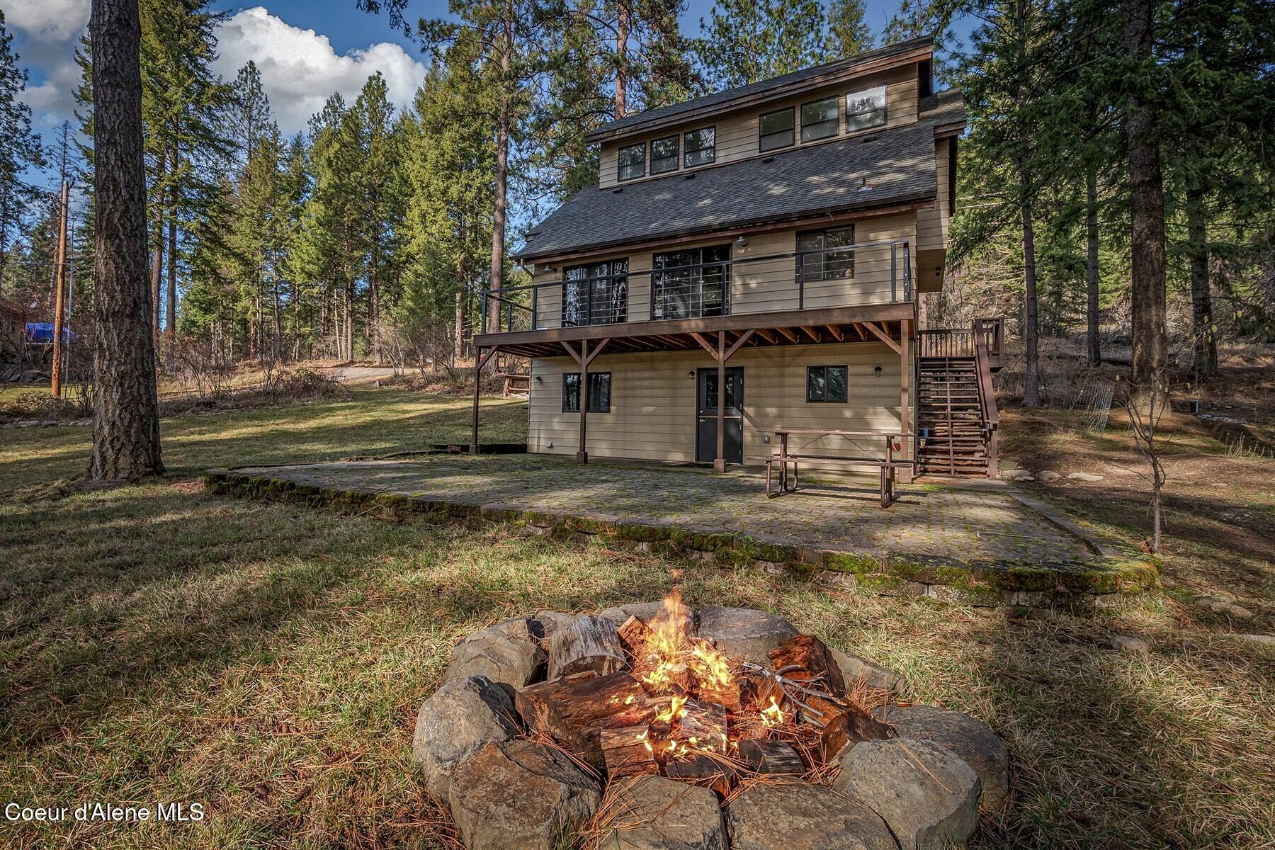 18352 South Crossbill Road Coeur D'Alene, ID 83814 - Photo 1 of 29 Peaceful Setting