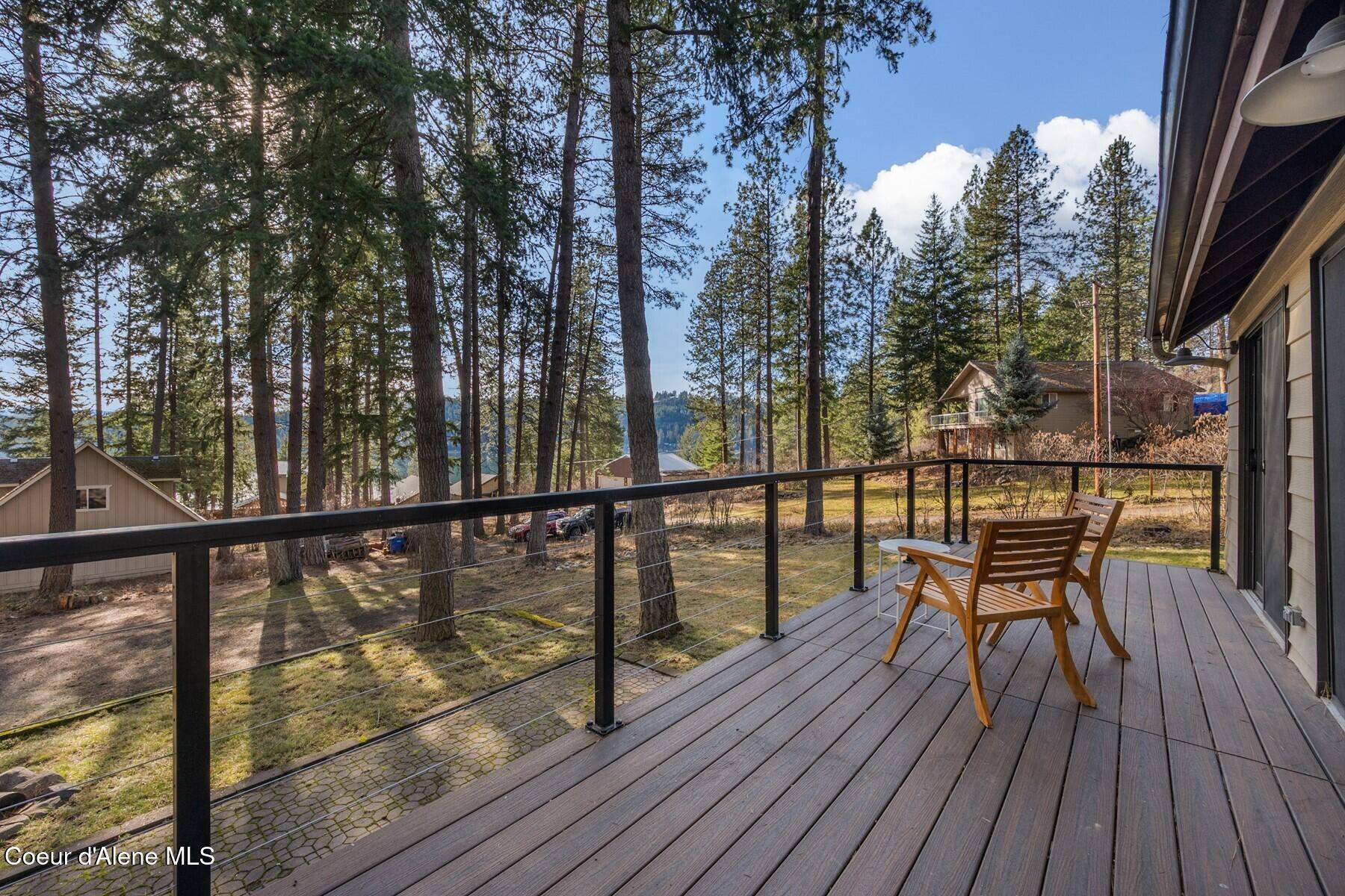 18352 South Crossbill Road Coeur D'Alene, ID 83814 - Photo 5 of 29 Filtered lake views