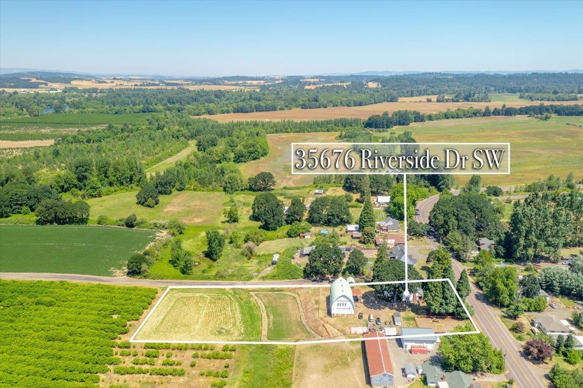 35676 Riverside Drive Albany, OR 97321 - Photo 1 of 21 Gallery Image 1