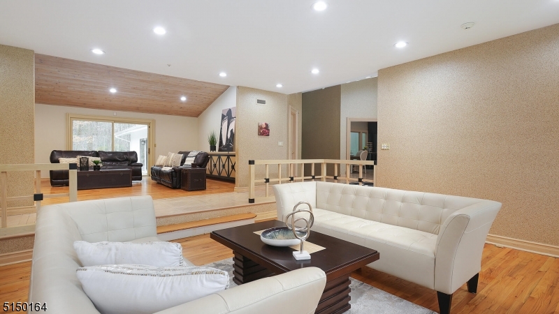 24 William Penn Road Warren, NJ 07059 - Photo 12 of 37