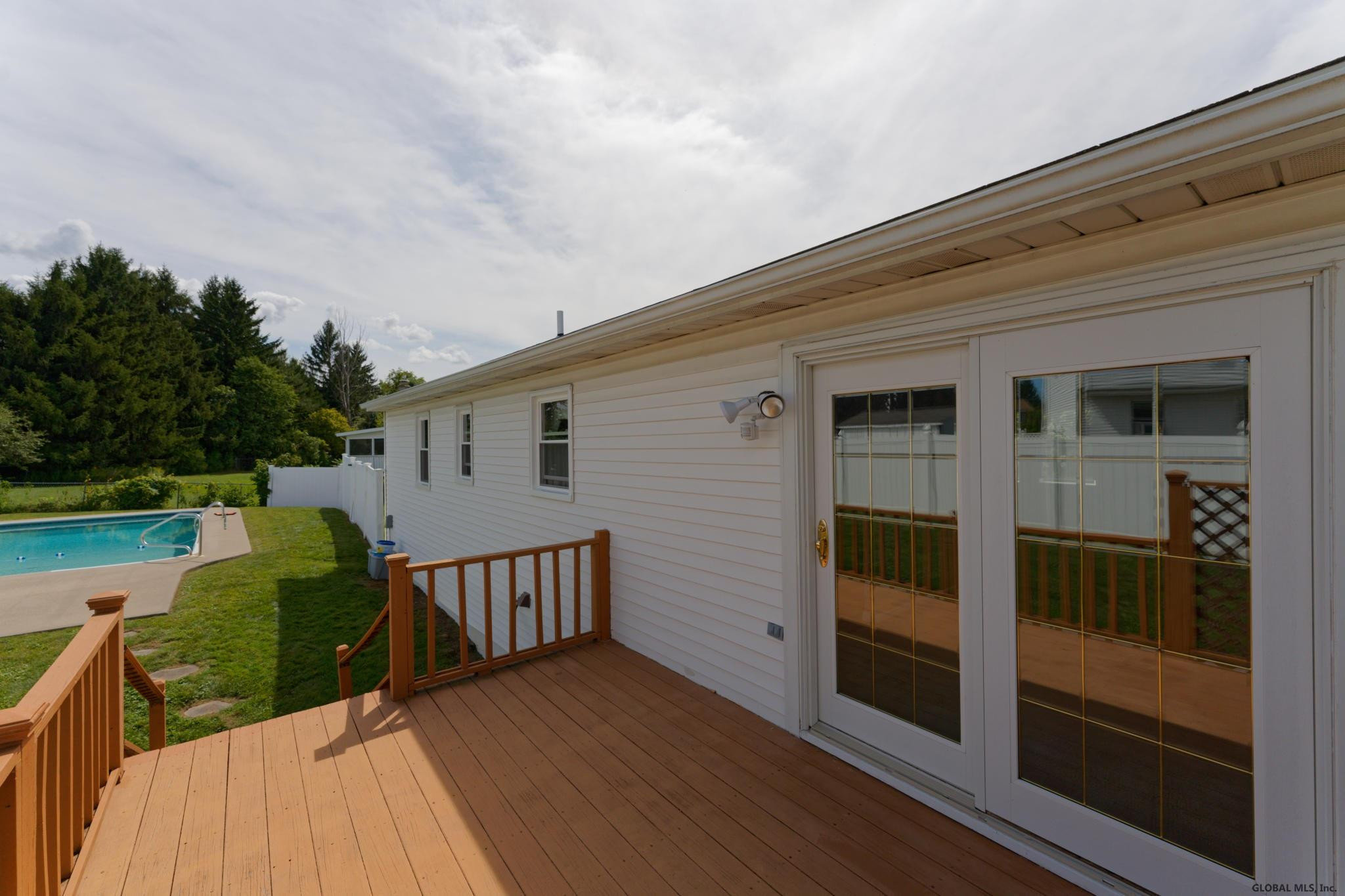 6 Old Farm Road Colonie, NY 12189 - Photo 33 of 35 Photo 33