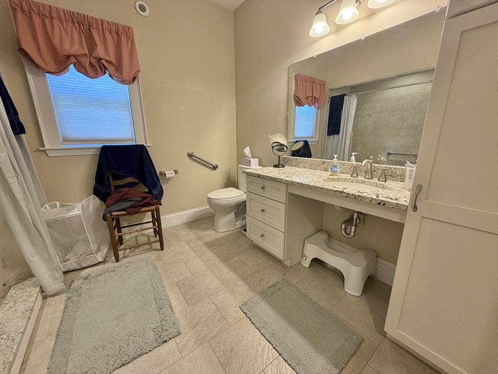 39 Highland Avenue, Unit R Arlington, MA 02476 - Photo 14 of 15