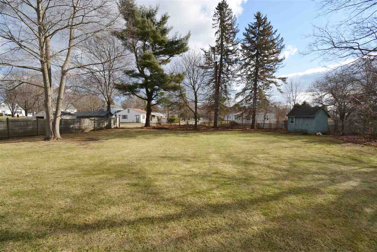 63 Moulton Road Hampton, NH 03842 - Photo 3 of 30