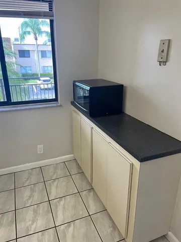 $2,250 | 16441 Blatt Boulevard, Unit 204, Weston, FL 33326
