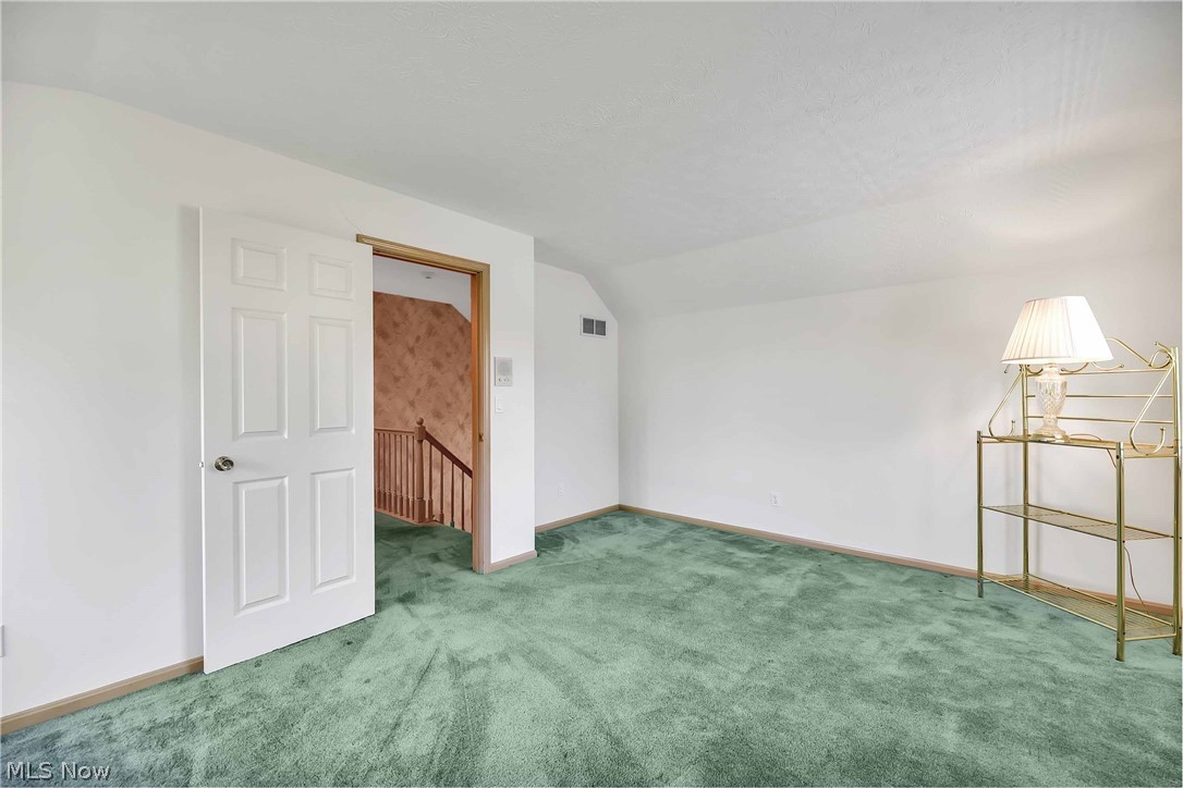 25900 Kennedy Ridge Road North Olmsted, OH 44070 - Photo 22 of 35 Gallery Image 22