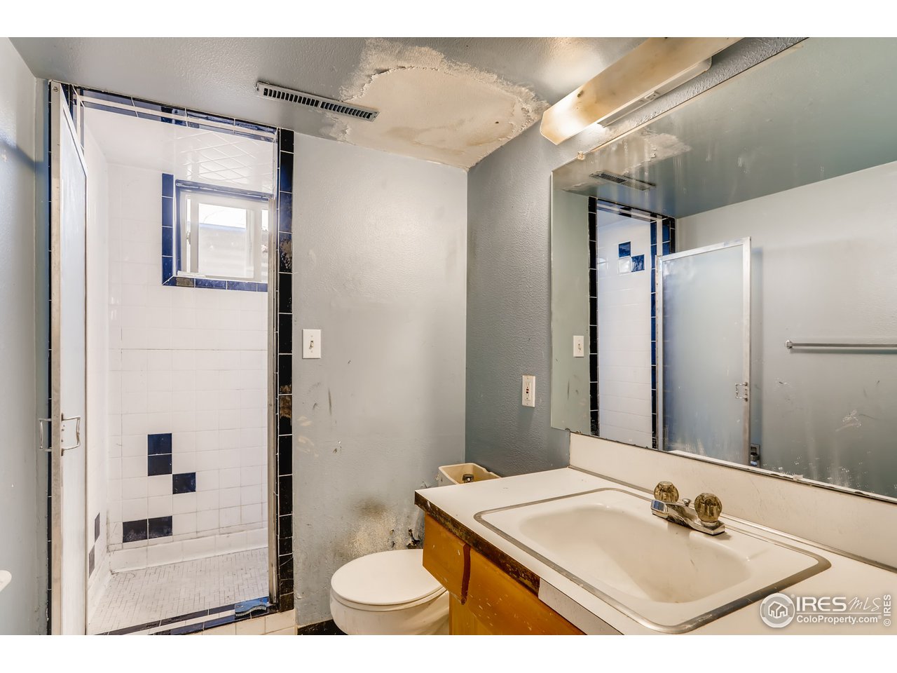 2905 Regis Drive Boulder, CO 80305 - Photo 29 of 40 3/4 bath in basement