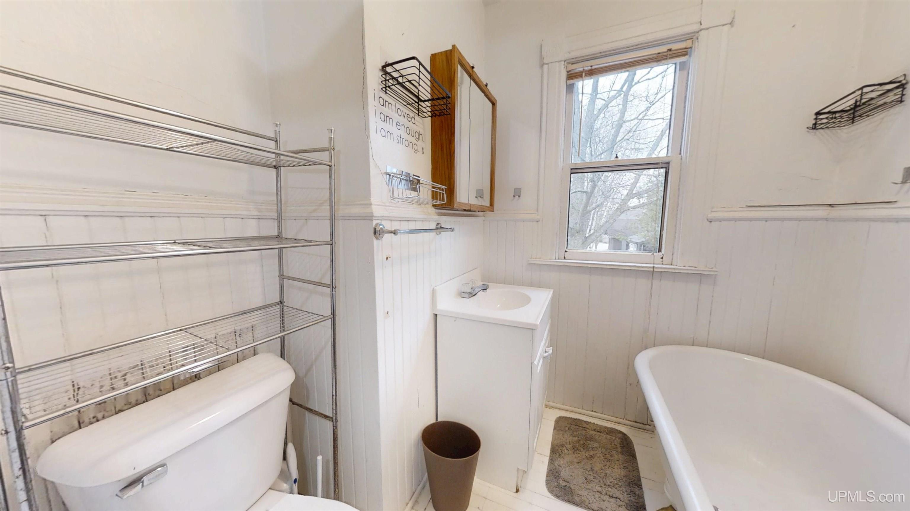 419 7th Street Calumet, MI 49913 - Photo 31 of 54