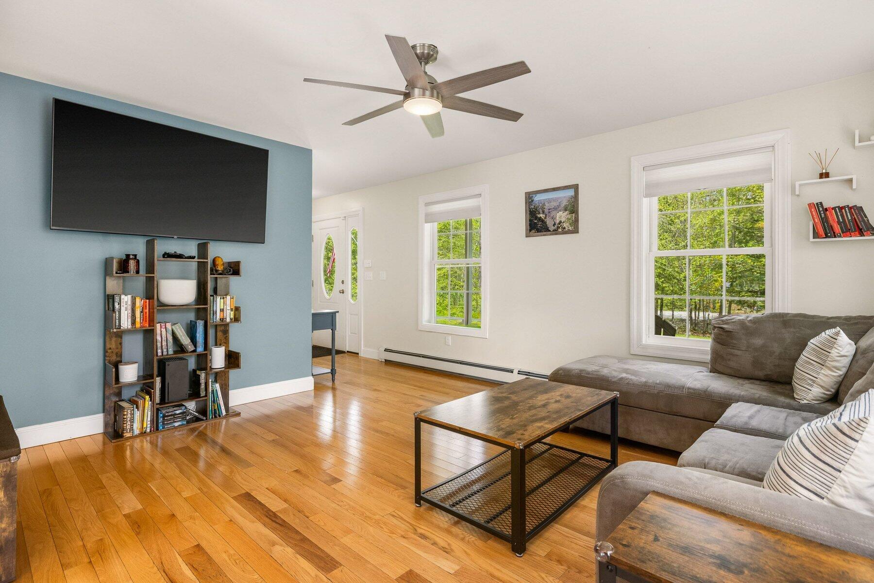 127 North Shore Road Gray, ME 04039 - Photo 22 of 49 005_seacoastrephoto-5_988