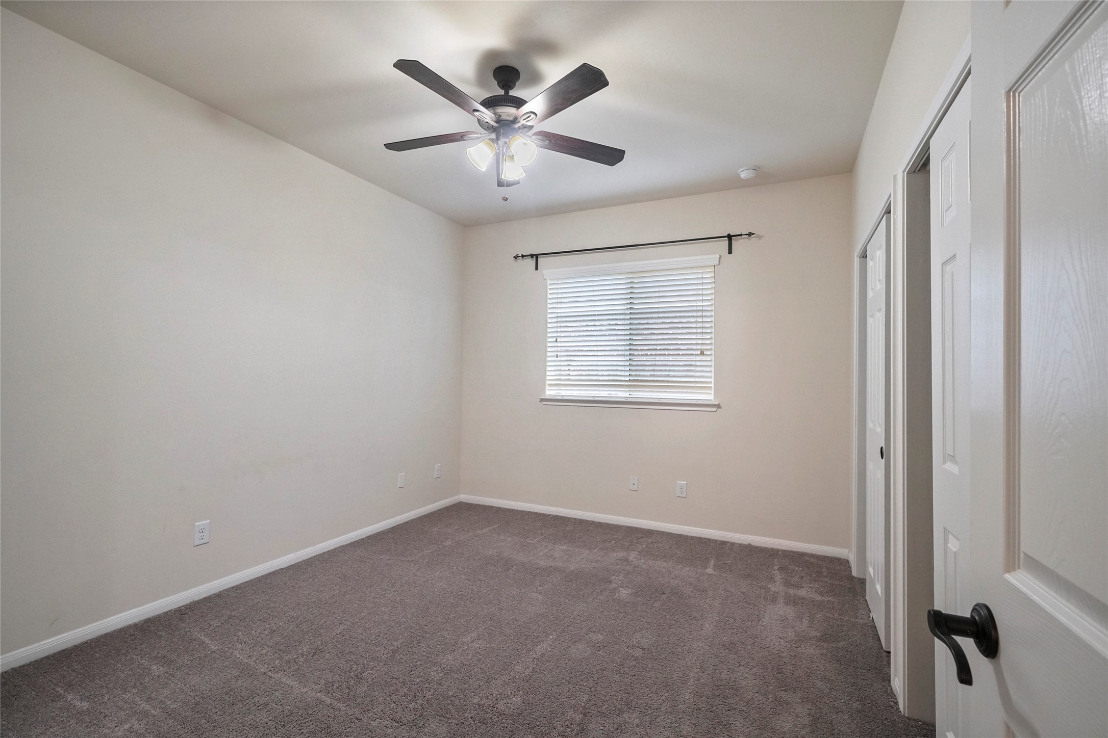 8132 Tranquil Lake Way Conroe, TX 77385 - Photo 16 of 32