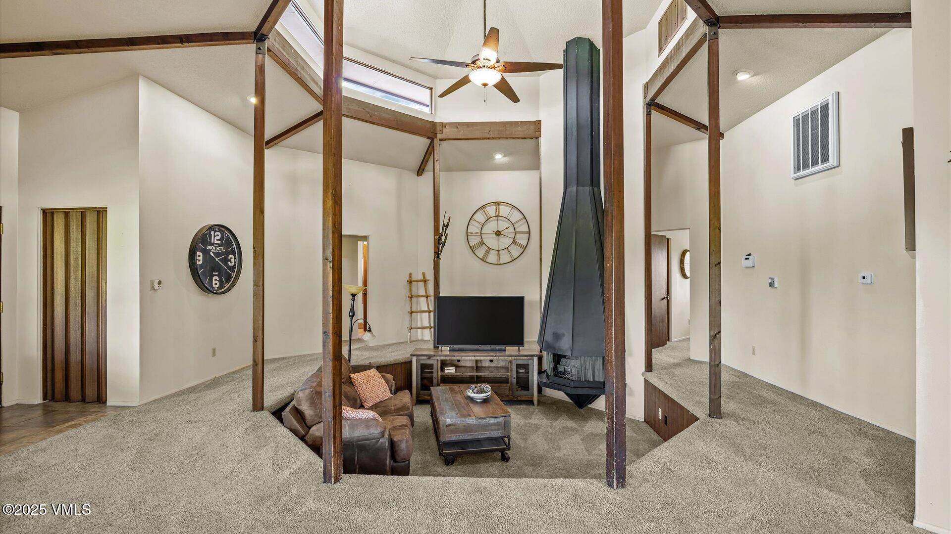 541 20 1/2 Road Grand Junction, CO 81507 - Photo 4 of 16 Living Room