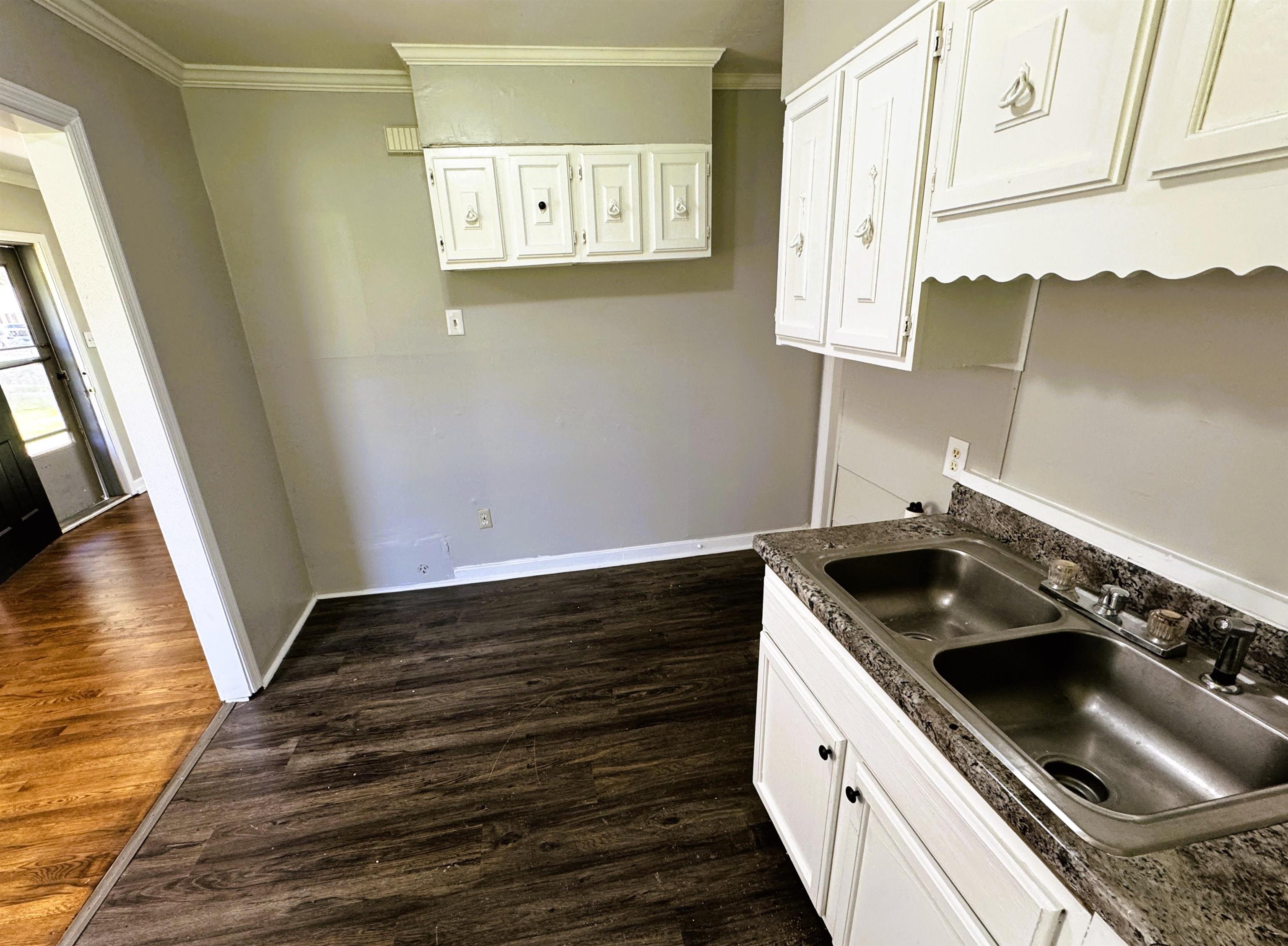 4100 Vaughn Road Memphis, TN 38122 - Photo 7 of 13