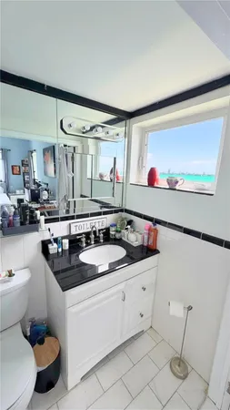 $3,550 | 1880 South Treasure Drive, Unit 3A, North Bay Village, FL 33141